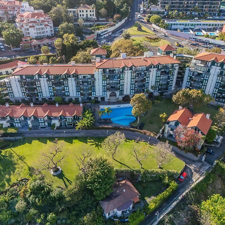 Luxury Oceanfront At Reid'S Gardens Apartment Funchal  Bagian luar foto