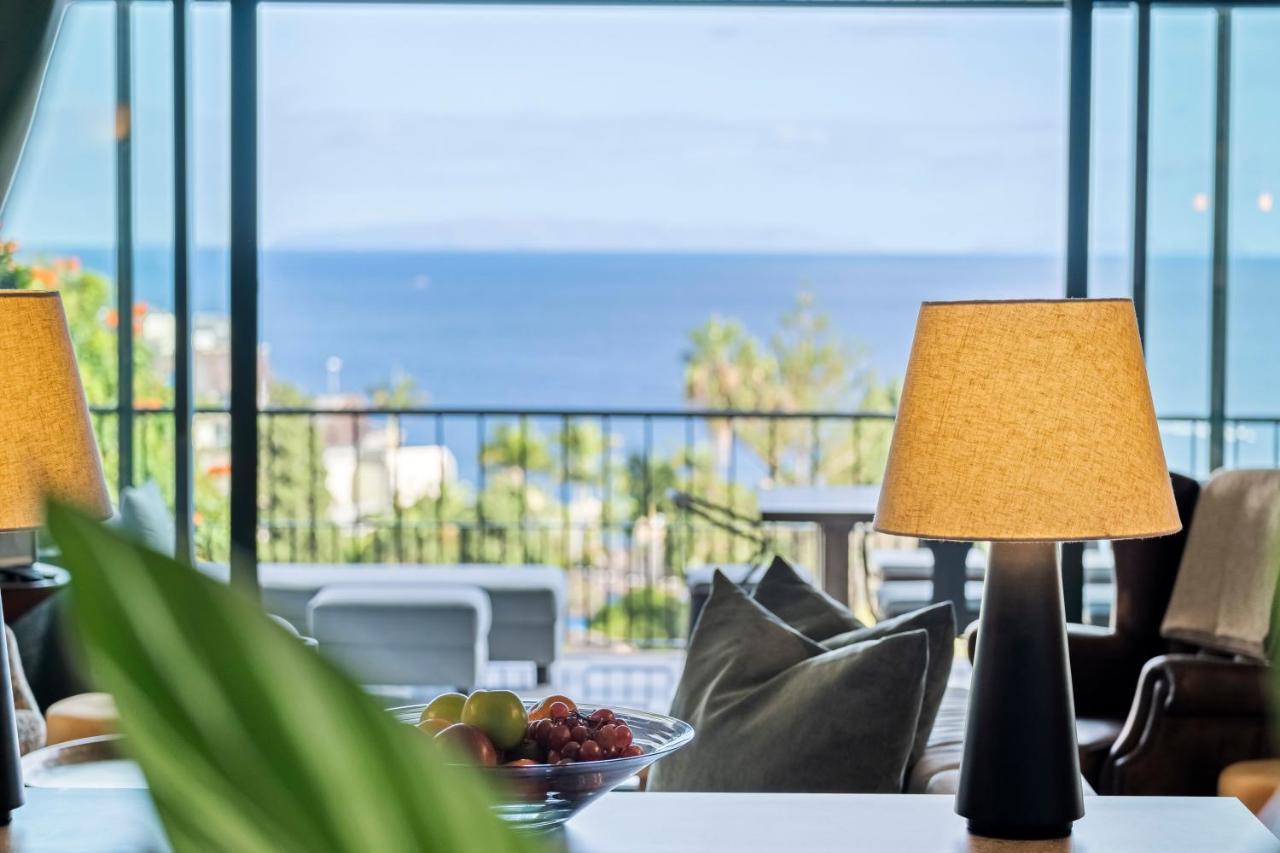 Luxury Oceanfront At Reid'S Gardens Apartment Funchal  Bagian luar foto