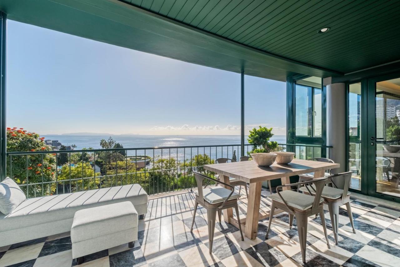 Luxury Oceanfront At Reid'S Gardens Apartment Funchal  Bagian luar foto